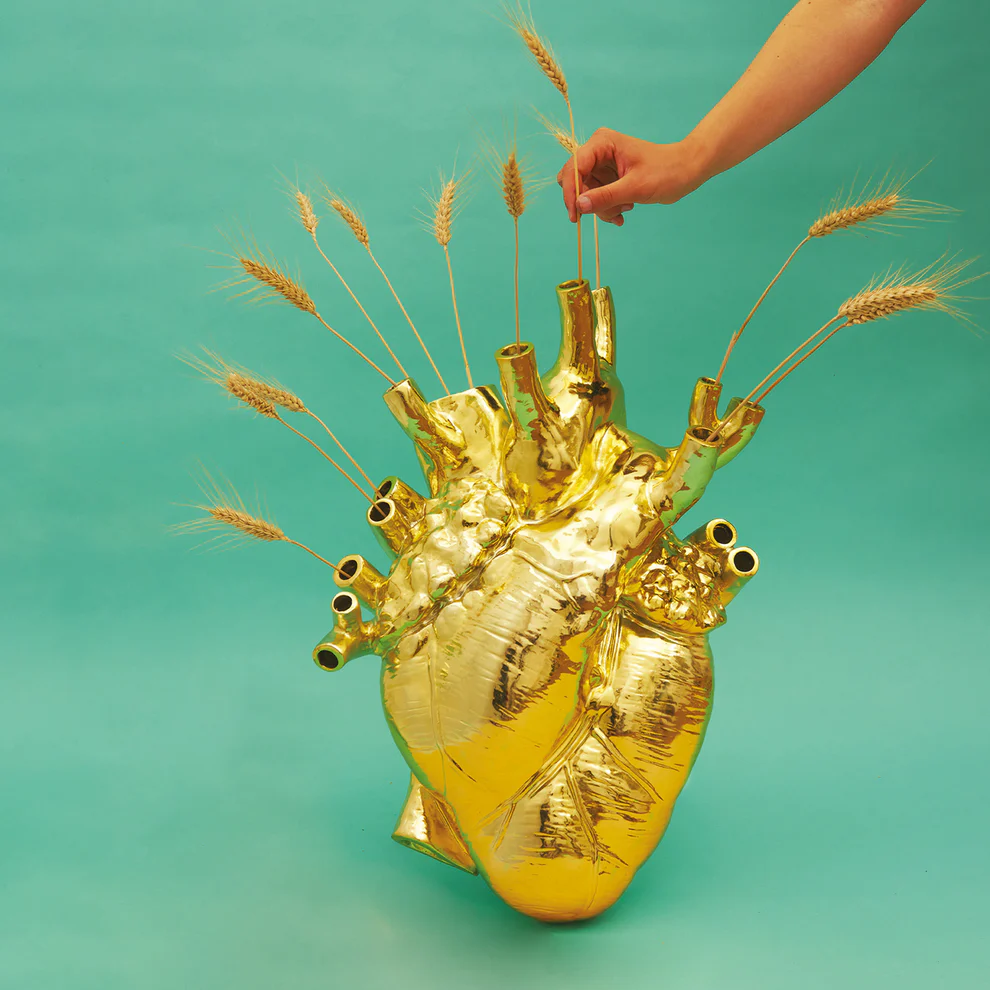 seletti dekoratyvinė vaza "love in bloom gold giant" seletti dekoratyvinė vaza "love in bloom gold giant"